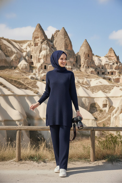 Zeneva Collection Set din două piese din twill bleumarin (bluză și pantaloni)