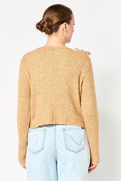 Reserved Women Ribbed Neck Knitted Sweater, Beige