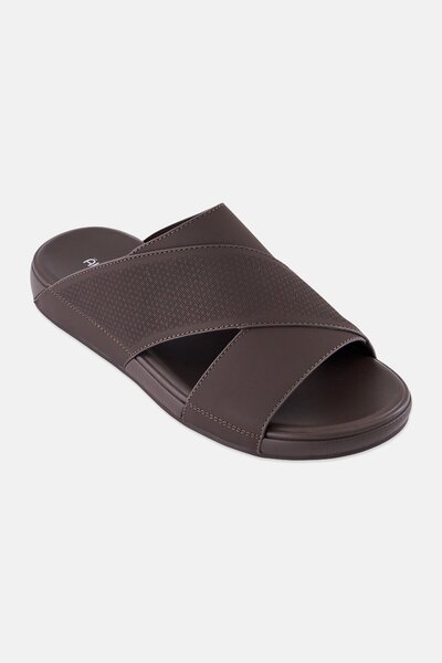 Algspar Men Textured Slip On Sandals, Brown