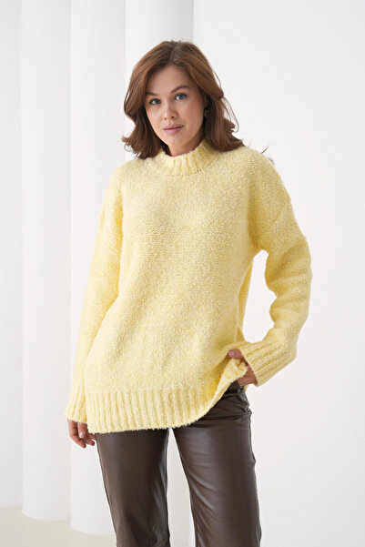 Park Karon Women's Cycling Wrinkled Collar Soft Textured Oversized Knitwear Sweater