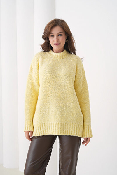 Park Karon Women's Cycling Wrinkled Collar Soft Textured Oversized Knitwear Sweater