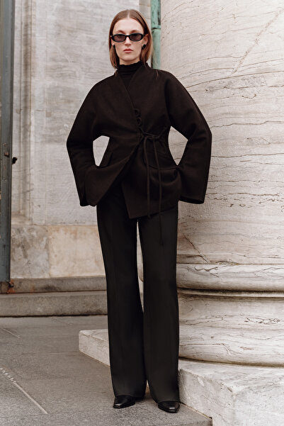 Manuka Aroa Tie-Up Jacket Black