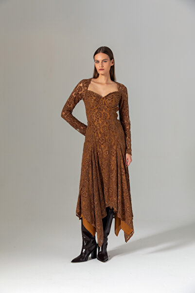 Berr-ın Asymmetrical Lace Skirt Brown