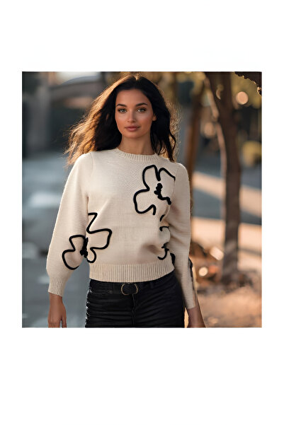 OEM Women's beige sweater with Printed , fine knit, casual model, one size