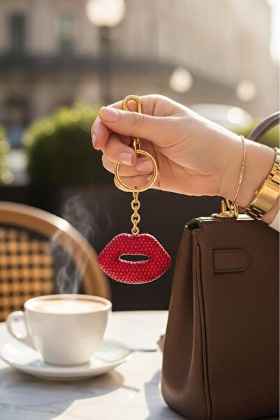 Valmont Accessories Altın Ve Kırmızı Renk Dudak Figürlü Taş Detaylı Çanta Cha...