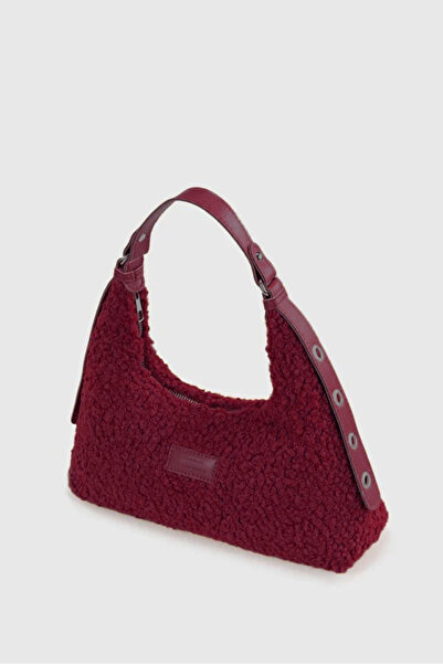 KOÇAK ÇANTA Women's Faux Fur Woven Baguette Bag