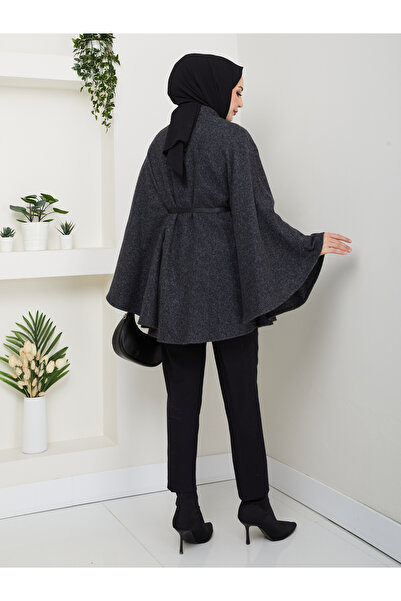 Cochines Women's Black Gold Brooch Buttoned Belted Crinkle Cashmere Hijab Tunic Long Poncho