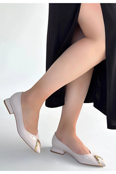 KAZAX Goes Beige Patent Leather Ballet Shoes