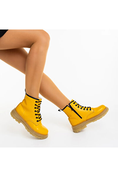 Costa Sol Women's Boots D05 Yellow