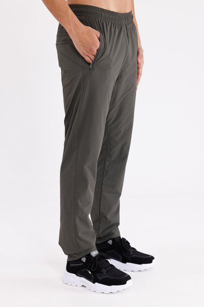 Rowinger Flexible Micro-Lycra Blend Elastic Waistband Comfortable Fit Sweatpants with Side Pockets Offering Freedom of Movement