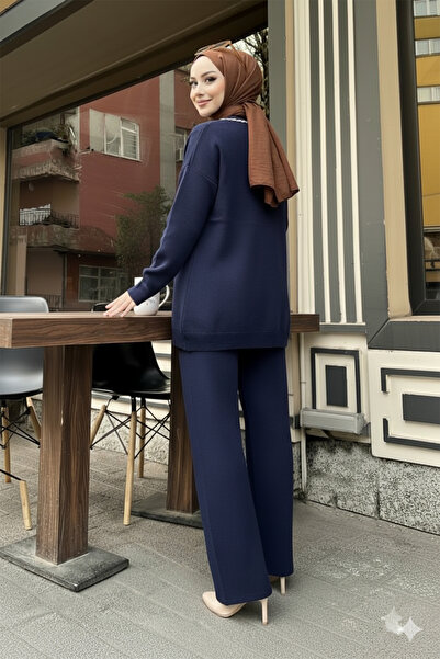 New Deux Women's Stripe Accessory Detailed Knitwear Jacket Set