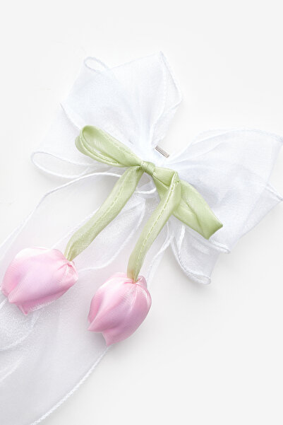 Le Mabelle White Tulip Figured Dangling Girl's Buckle