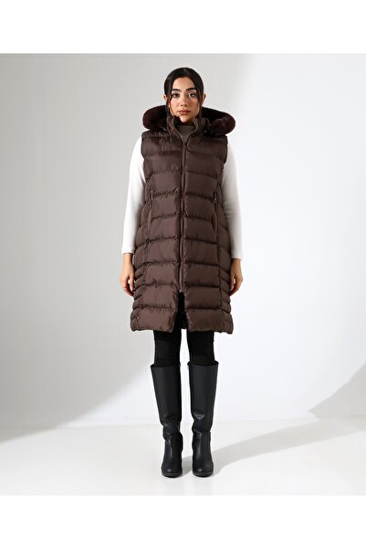Fi'l Arz Fashion Fur Detail Hooded Plus Size Puffer Vest