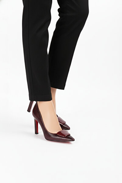 Extra Shoes İstanbul Women's Burgundy Snake Patterned Mirrored Jurdan Stiletto with Bow Detail