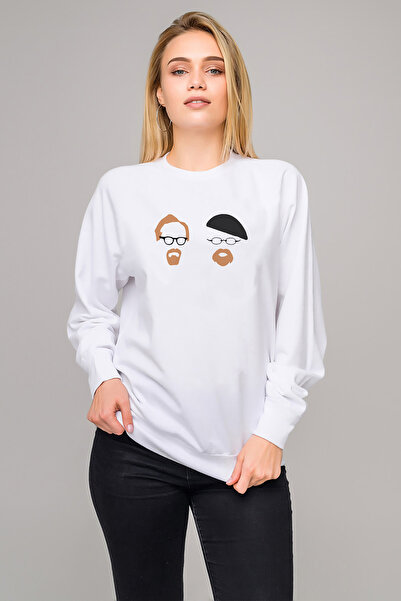 QIVI سويت شيرت سيلويت ميث باتشرز مطبوع للسيدات باللون الأبيض بأكمام طويلة