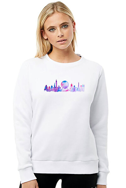 QIVI سويت شيرت سيلويت أورلاندو فيوتشر تھيم بارك مطبوع للسيدات باللون الأبيض بأكمام طويلة