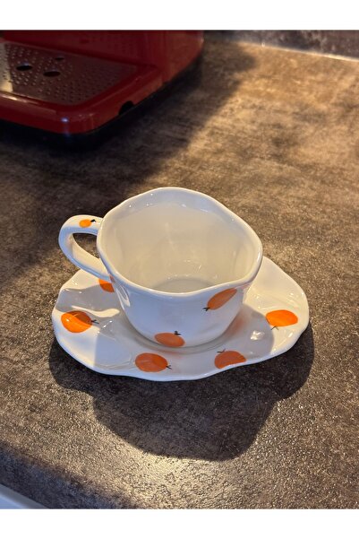 selvi wear طقم فنجان قهوة وصحن من السيراميك المنقوش – تصميم عصري بمظهر يشبه الصناعة اليدوية