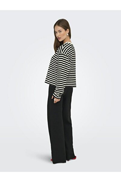 ONLY Кадин Сиях Онливина L/s O-neck Stripe Top Jrs Суитшърт 15359682-Черно