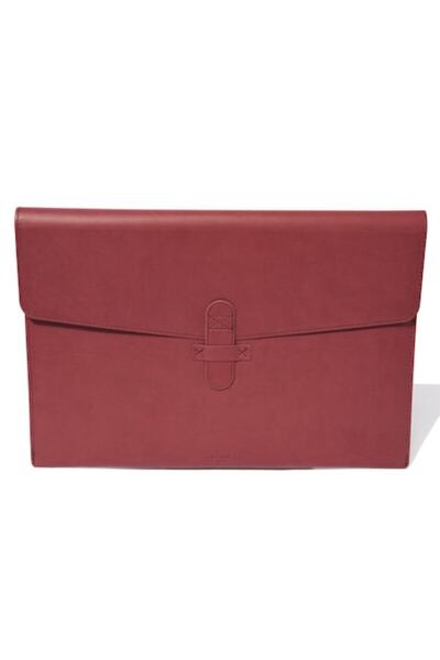 Origin Macbook 16 compatible envelope case made of biogreen PU, magenta