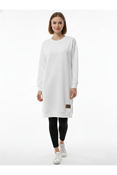 NiLi White Crew Neck 2 Thread Casual Comfortable Dress