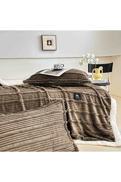 JOJO Anthracite 3D Faux Rabbit Fur Blanket & 2 Pillowcases Set