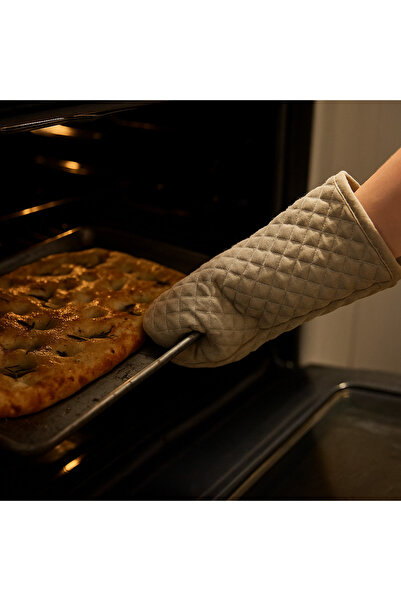 IKEA Cozy Room - Välvårdad Oven Mitt, Beige, 33 cm