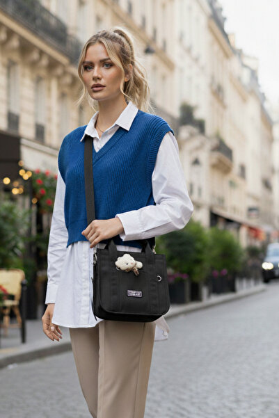 MioArt حقيبة يد وكتف نسائية مع إكسسوارات دمية دب مصنوعة من القطيفة