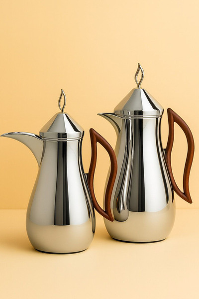 Generic A stylish and practical coffee and tea thermos set.