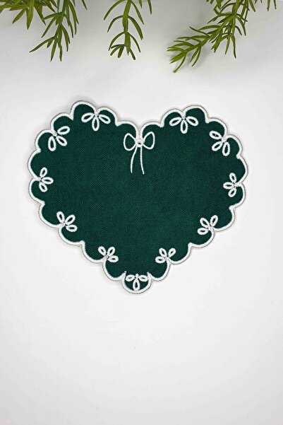 decofav Kalp Form Nefti Yeşili Kumaş Beyaz Nakışlı Kumaş Kokteyl Peçetesi 1 Adet