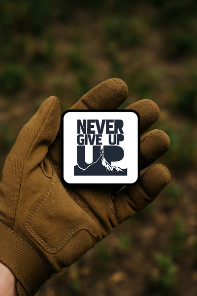 AHWALL شارة / رقعة / شعار بتصميم 'لا تستسلم أبدًا' مكتوب عليها، بطابع تسلق ال...