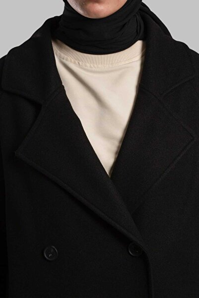 Emare Double Breasted Stamped Coat