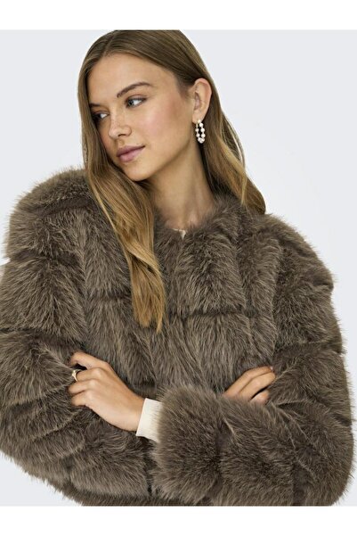 ONLY Women's Brown Jdyofelia Faux Fur Jacket Otw Sie Jacket 15359349-Shitake
