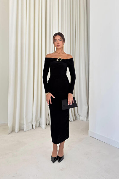 Sorridi Gold Aksesuarlı Madonna Yaka Drapeli Yırtmaçlı Maxi Elbise