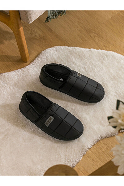 LC Waikiki Black Closed Front Men's House Slippers