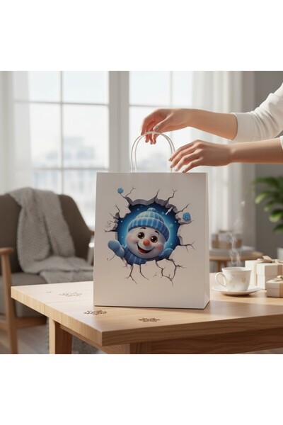 Armada Τσάντα δώρου από χαρτί με λευκή λαβή με στριφτό σχήμα – Παιδικός χιονάνθρωπος με αυτοκόλλητο με θέμα τα Χριστούγεννα (8x18x24 cm)