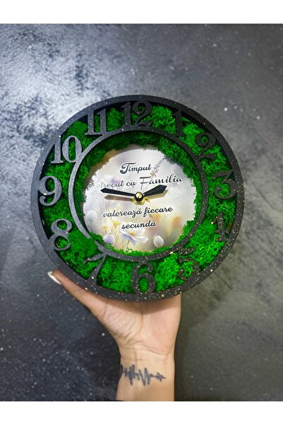 OEM Clock decorated with lichens, diameter 20 cm