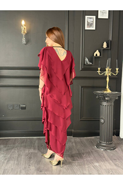 Liva Chiffon dress with a distinctive layered cut