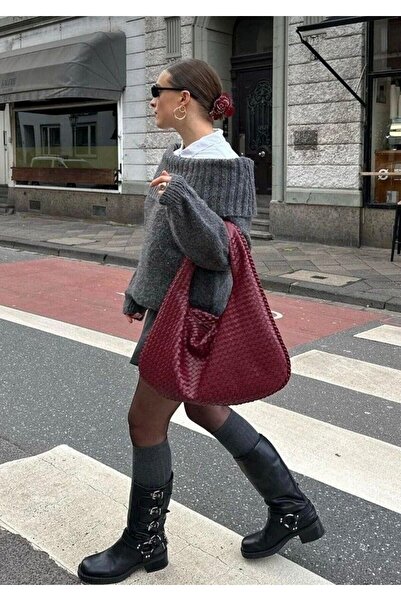 OzBeauty Women's Retro XL Black Shoulder Bag