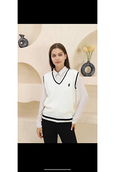 Abalı Yeni sezon "Ekru Kadın Regular Fit Kazayağı Desenli Triko"
