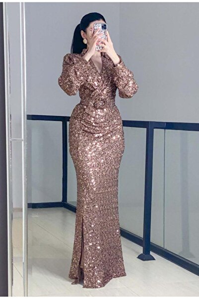 Opera Fashion Long evening dress decorated with hand embroidery and sequins