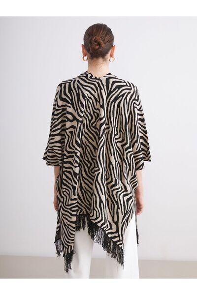 LC Waikiki Lcw Grace V-Neck Zebra Patterned Oversized Women's Knitwear Poncho