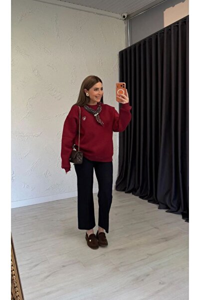 ALVOR Scarf Detailed Embroidered Three Thread Fleece-Lined Oversized Sweatshirt