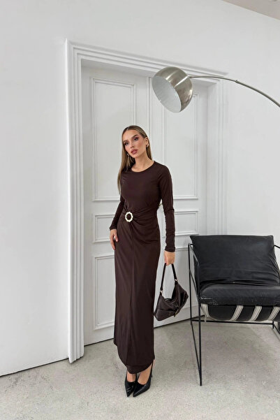 MARTYZ Beli Drapeli Aksesuar Detaylı Uzun Sandy Elbise