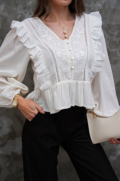 FancyWorld Ruffled Button Detailed Fisto Brode Pattern Embroidered Blouse
