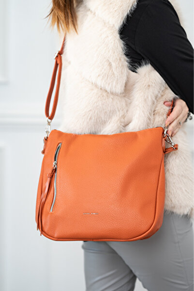 David Jones Casual leather bag in brick red with front zipper pocket BS6920CA2301167