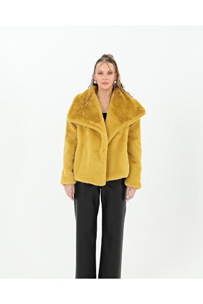 Modamorfo Women's Soft Furry Short Coat- 32099Kbn