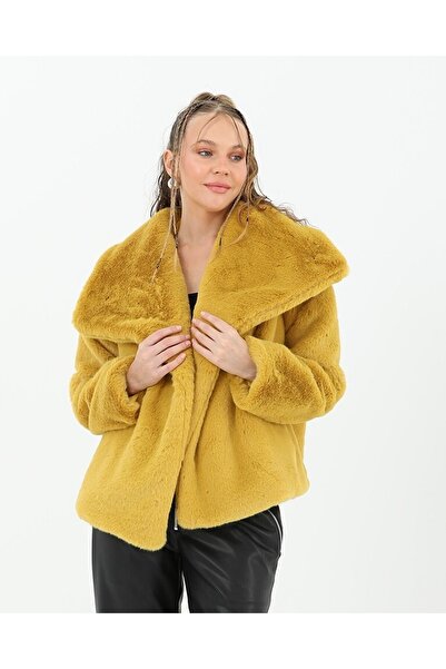 Modamorfo Women's Soft Furry Short Coat- 32099Kbn