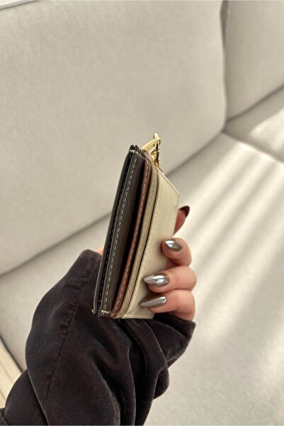 Yuka Atelier Shiny Faux Leather Card Holder with Bow Detail