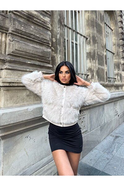 Captival Women's Premium Buttoned Faux Fur Jacket