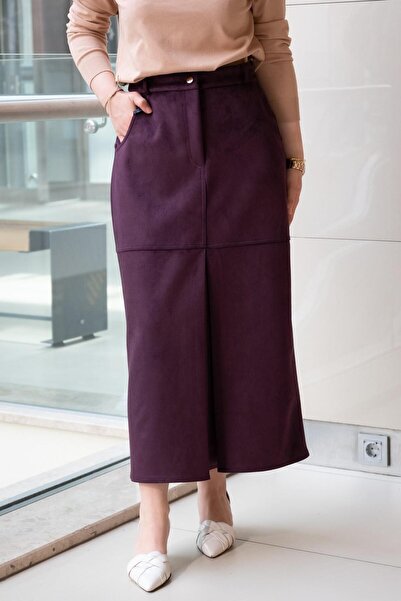 Ghisa Closed Slit Nubuck Skirt with Stitching Detail